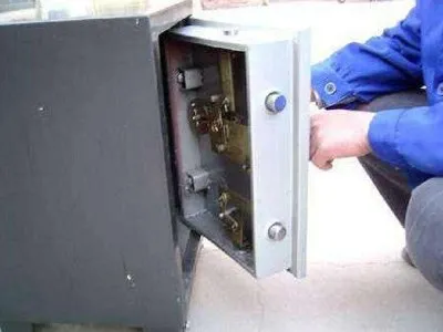 天津上门开锁换锁/24小时/民用开锁