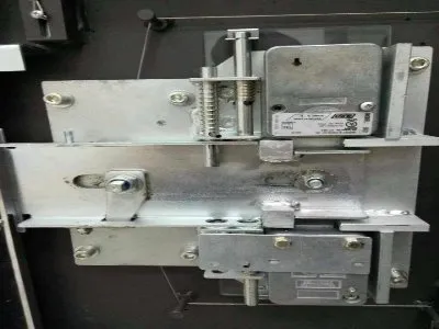 重庆开锁换锁电话/上门服务/保险柜开锁