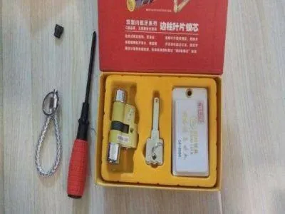 天津专业汽车锁开锁电话/本地师傅/正规备案