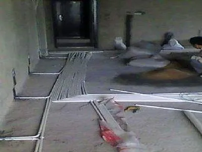 北京地板安装服务电话/快速上门/24小时