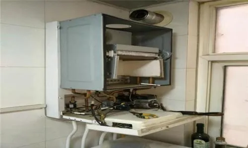 重庆依玛壁挂炉维修电话(全国24小时)--本万飞服务中心