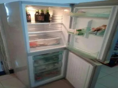 东城区华凌冰箱维修服务电话