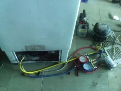 杨浦区荣事达冰箱维修电话--裕美服务中心