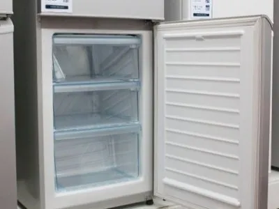 徐汇区格兰仕冰箱维修电话(全国24小时)--信义维修服务中心