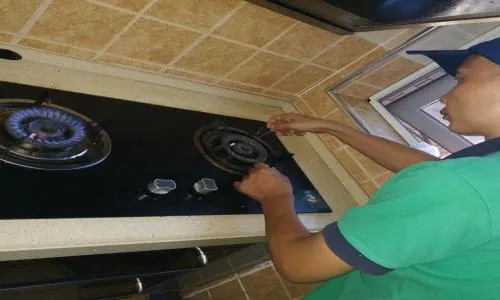 璧山区华宝抽油烟机维修服务电话--凯干服务部