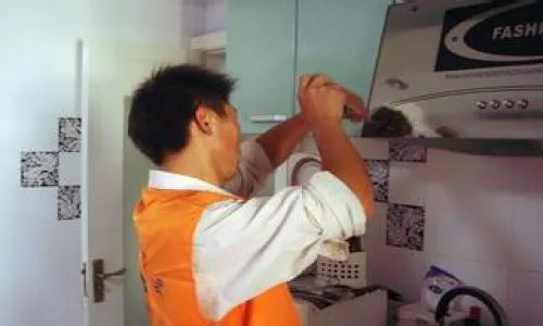 和平区库博士抽油烟机维修电话(全国24小时)--绿欣苑服务点