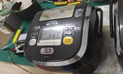 西城区小米电饭煲维修服务电话--捷飞服务中心