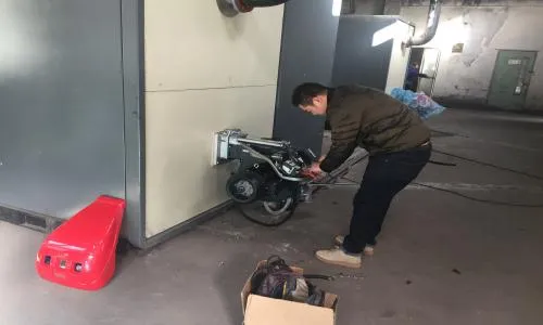 东丽区小松鼠锅炉维修电话