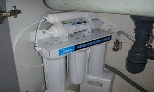 云阳县百诺肯净水器维修服务电话--邦远服务部