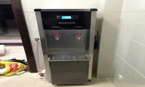 奉节县碧丽开水器维修服务电话--理京服务网点