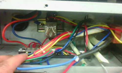 普陀区博世烤箱维修电话(全国24小时)--启明维修服务中心