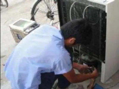 云阳县伊莱克斯中央空调维修电话(全国24小时)--浩美服务部