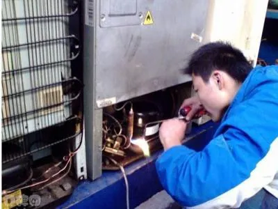 虹口区富士通中央空调维修电话(全国24小时)--万晟服务部