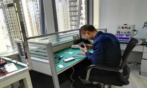 仅提供上海徐汇区易百年手机上门维修