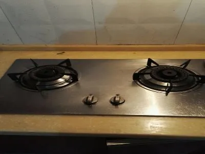 丰台区帝而燃气灶维修服务电话--本万飞服务网点