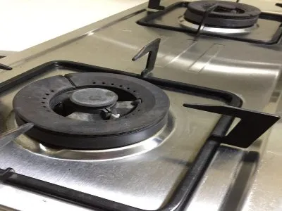 崇明区长虹燃气灶维修电话(全国24小时)