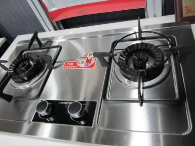 上海樱花燃气灶维修电话