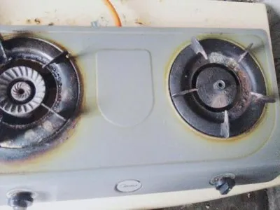 璧山区阿里斯顿燃气灶维修电话(全国24小时)