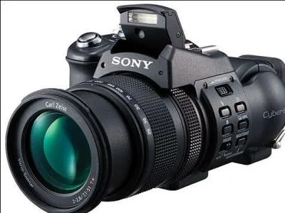 重庆理京照相器材服务点