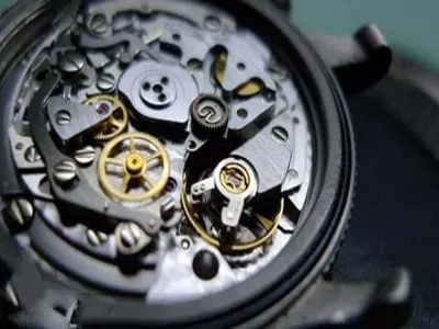 万宝龙手表维修中心电话--辉华维修部