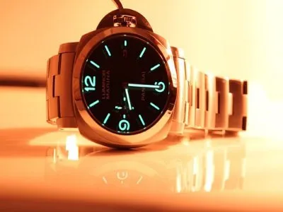 亨利慕时手表维修中心电话--霸耀维修部