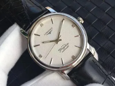 北京卡地亚手表指定维修点--万晟服务中心