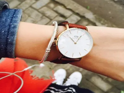 北京法穆兰手表指定维修点--聚美乐维修站