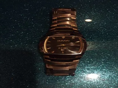 古驰手表指定维修点--霸耀维修站