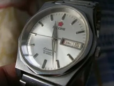 北京尼芙尔手表客户中心--盈成维修站