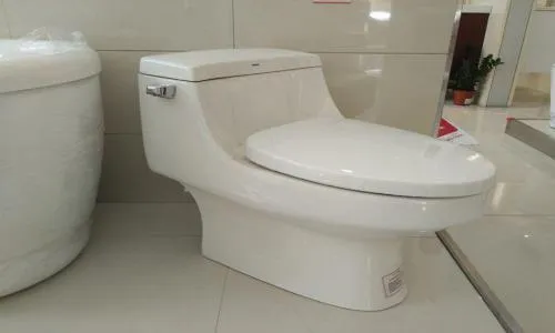 北京惠达马桶维修服务电话--尊海维修服务中心