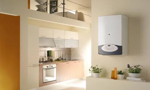 壁挂炉烟筒冒烟正常吗