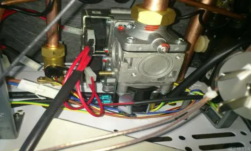 壁挂炉回水阀漏水怎么办