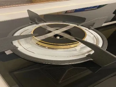 苏泊尔燃气灶怎么开火才能打火