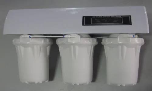 为什么净水器里的水变白