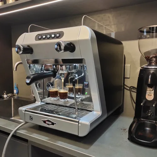 手压便携式咖啡机使用过程中压力不足