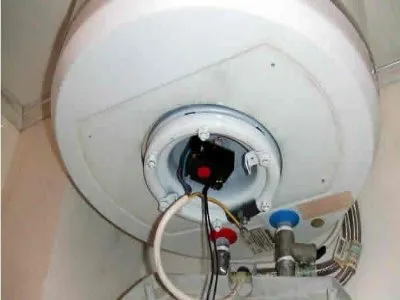 热水器更换软管需要放水吗(图1)