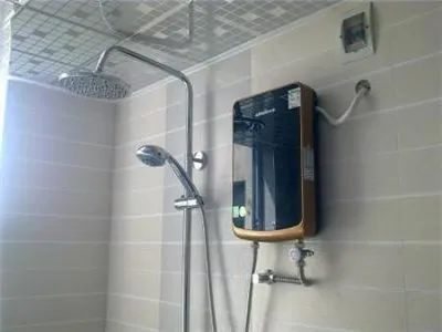 维修速热热水器电路板多少钱(图1)