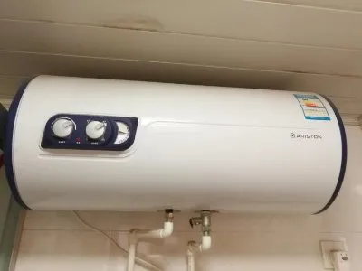 热水器排烟管响什么原因(图1)