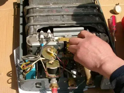 美菱电热水器不热水什么原因造成的(图1)