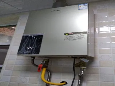 热水器不用时滴水正常吗(图1)