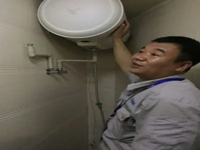 空气能热水器被冻住了怎么解决(图1)