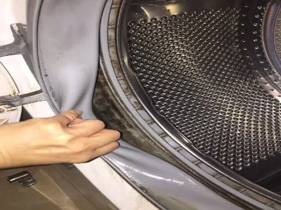 滚筒洗衣机减震器坏了的表现(图1)