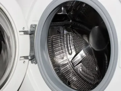 洗衣机滚筒外面很多水怎么办(图1)