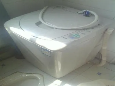 海信全自动波轮洗衣机出现E7(图1)