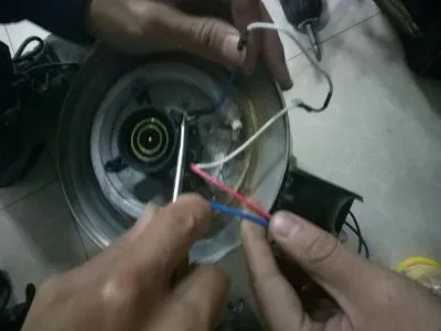 洗衣机被纸巾堵住了怎么办(图1)