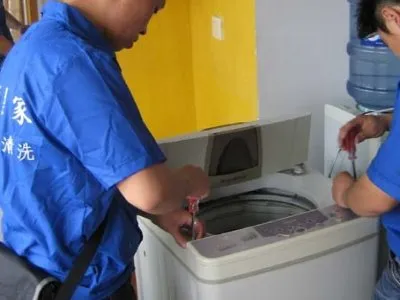 美的全自动洗衣机不上水(图1)