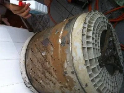 全自动洗衣机有震动是怎么回事儿(图1)