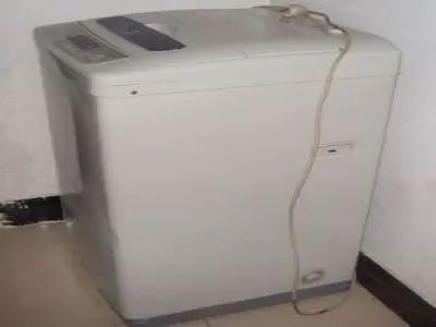 洗衣机排水拉线不回位怎么办(图1)