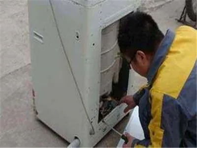 自动洗衣机全自动洗衣机脱缸螺丝脱了(图1)