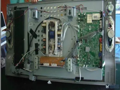 电视屏幕出现马赛克是什么原因(图1)